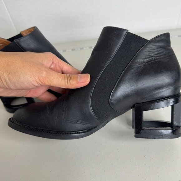 REVOLVE Jeffrey Campbell Black Duval Soft Smooth Leather Ankle Bootie Size 7 - Picture 6 of 11